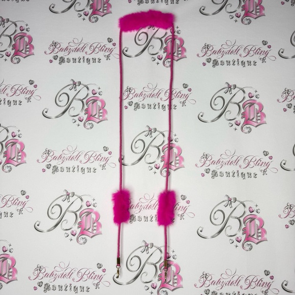 Tom & Eva Mittens gloves fur furry fuzzy bright pink with attachable tie string - Picture 6 of 11